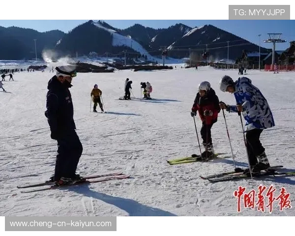 冰雪运动俱乐部推动少儿滑雪场地的维护与风险评估，冰雪运动基地